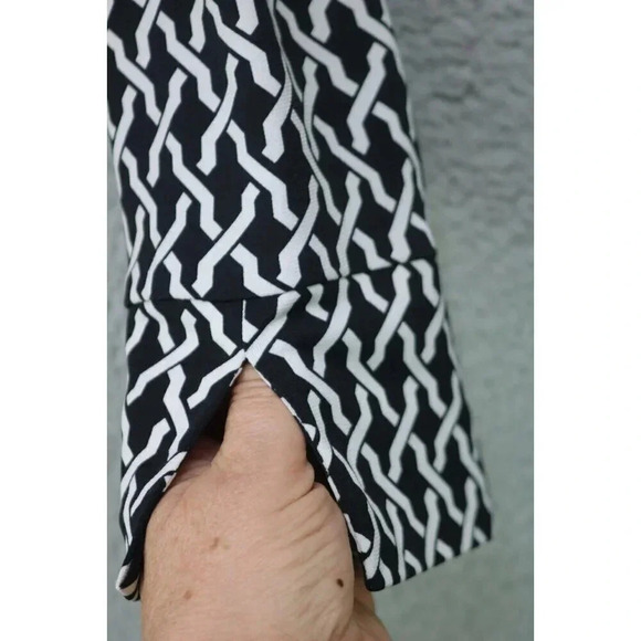 Laundry by Shelli Segal Black and White Wrap Dress-Size Medium - Picture 5 of 9